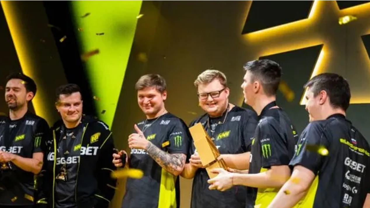 足的对决中 足的对决中