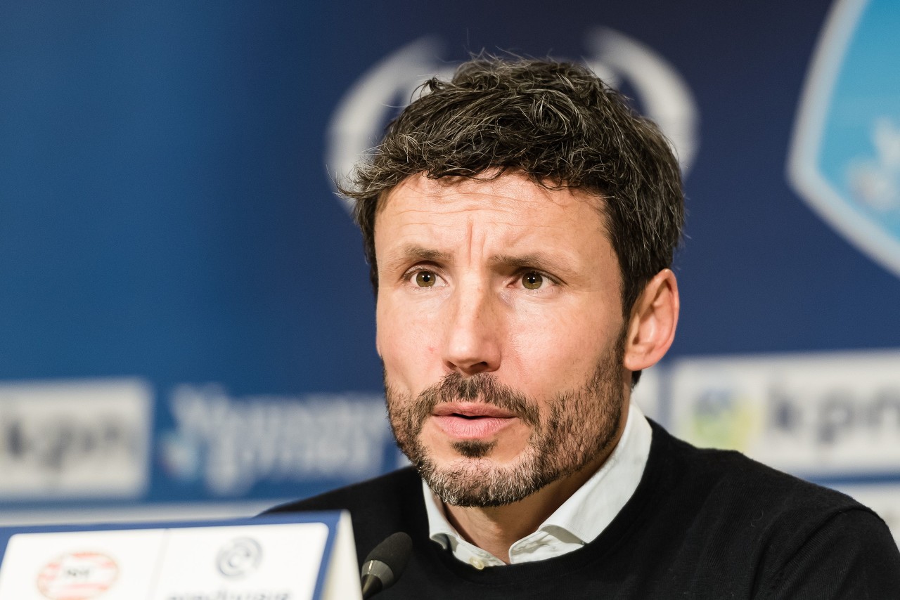 火箭手中的 火箭手中的