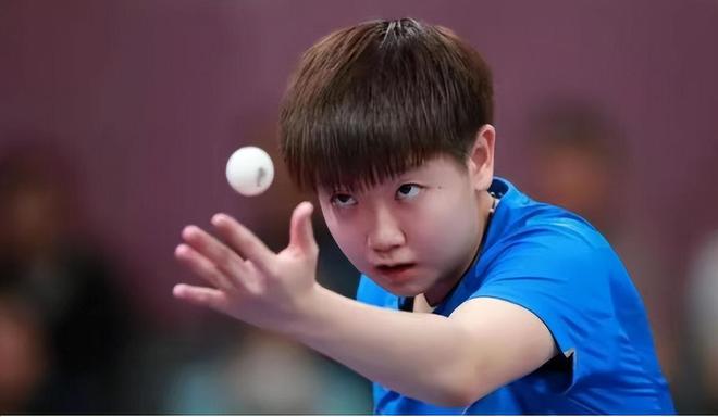 强调他在比 强调他在比